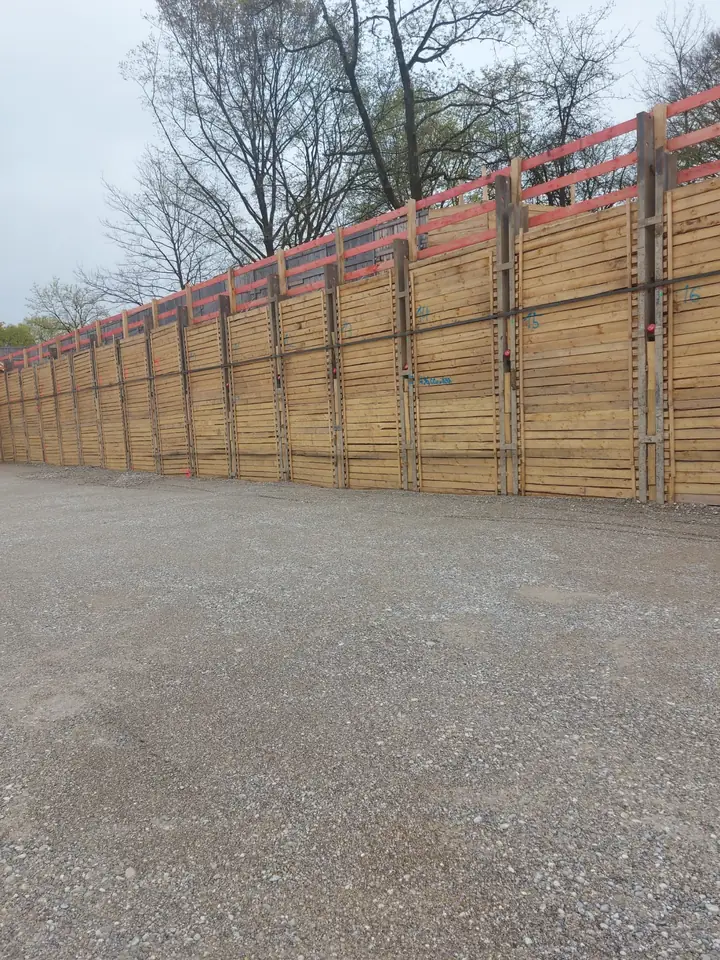 Berliner Verbau mit Holzausfachung